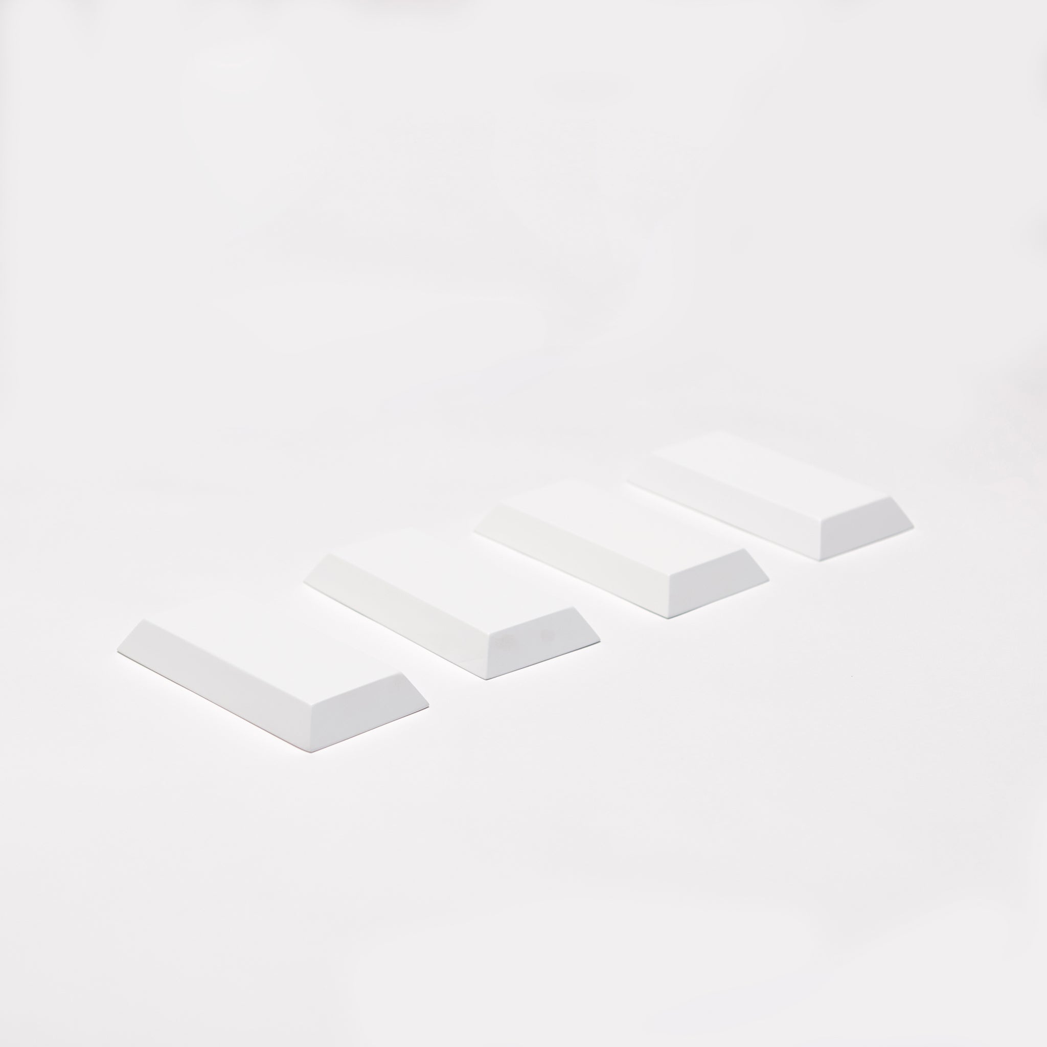 FREESTYLE BEVELED EDGE RISERS