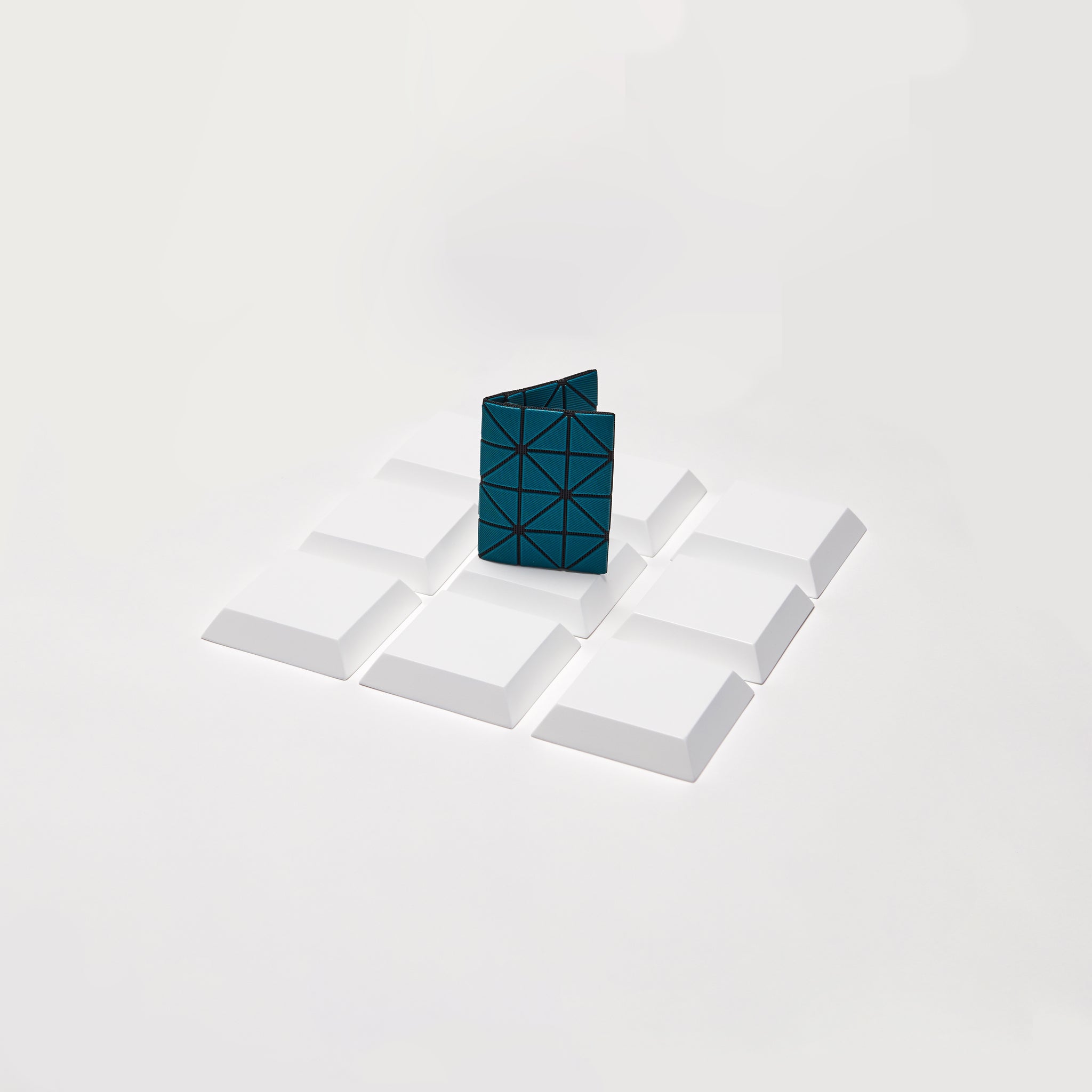 FREESTYLE BEVELED EDGE RISERS