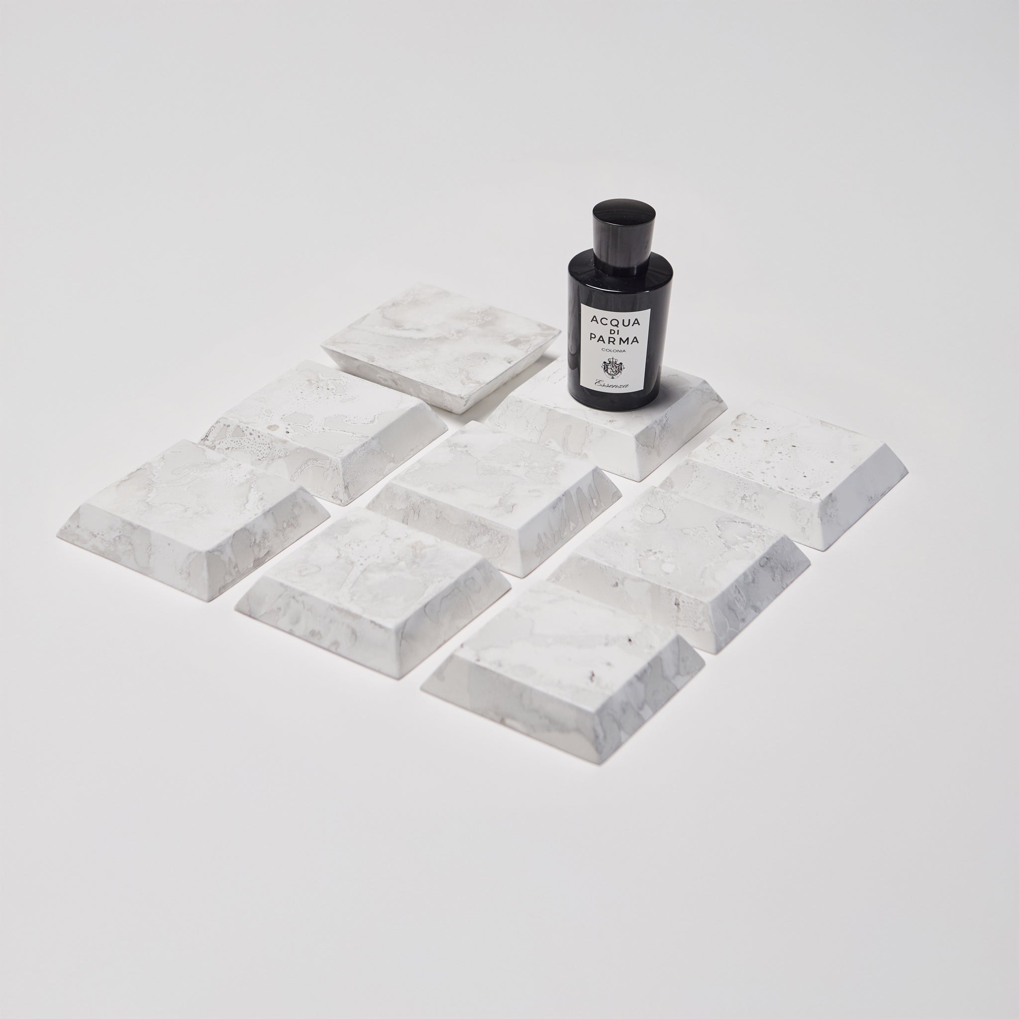 BEVEL EDGE MODULAR SQUARE RISER