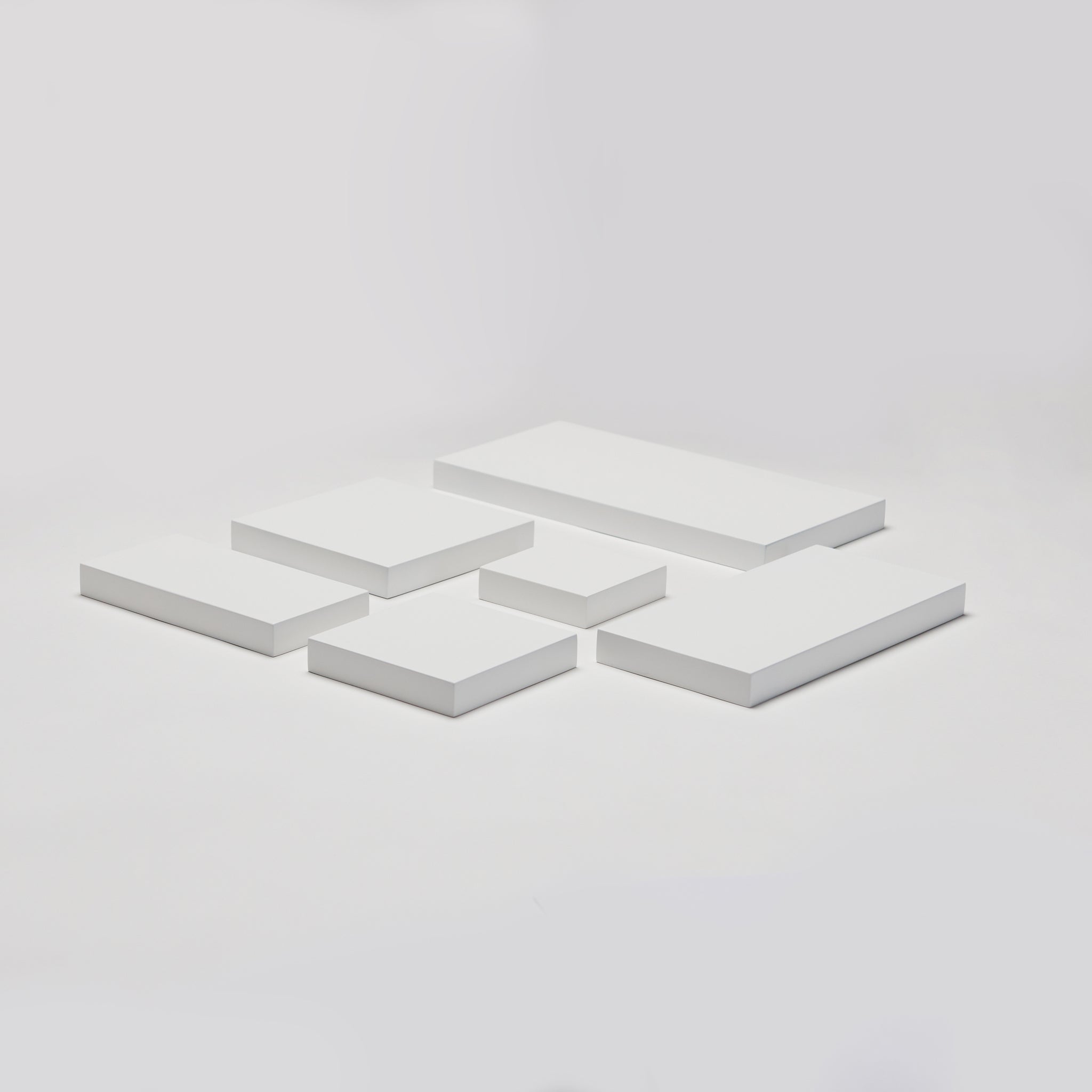 STRAIGHT EDGE DISPLAY RISERS