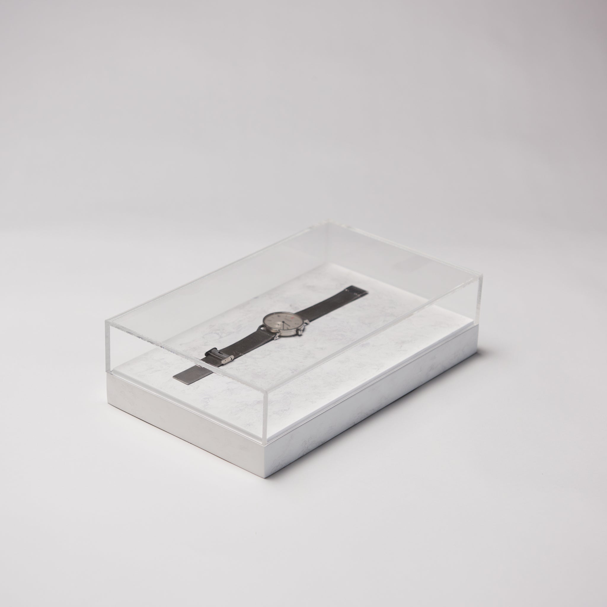 ACRYLIC DISPLAY CASE