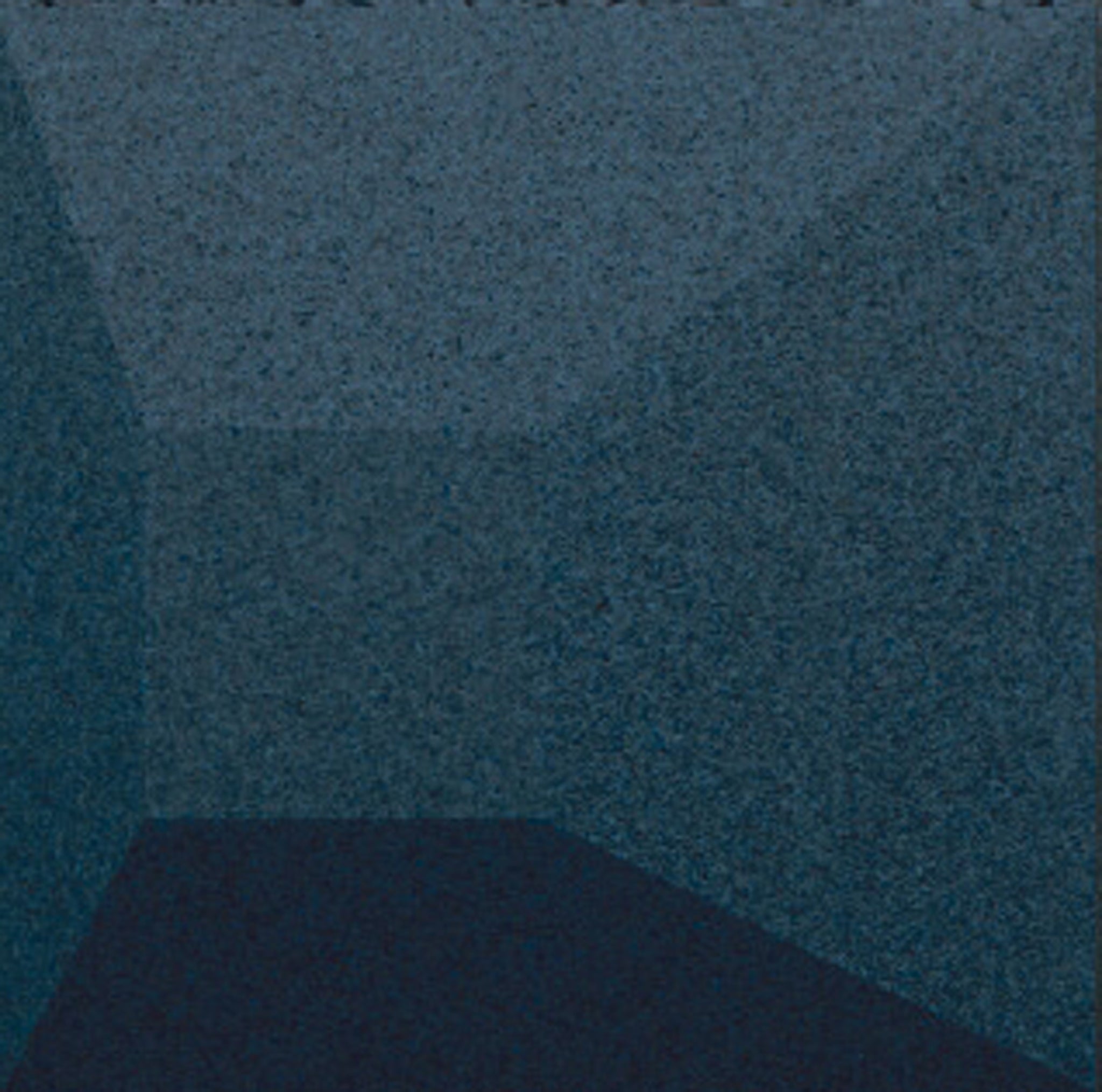 MODULAR CORK DISPLAY RISER MAYA