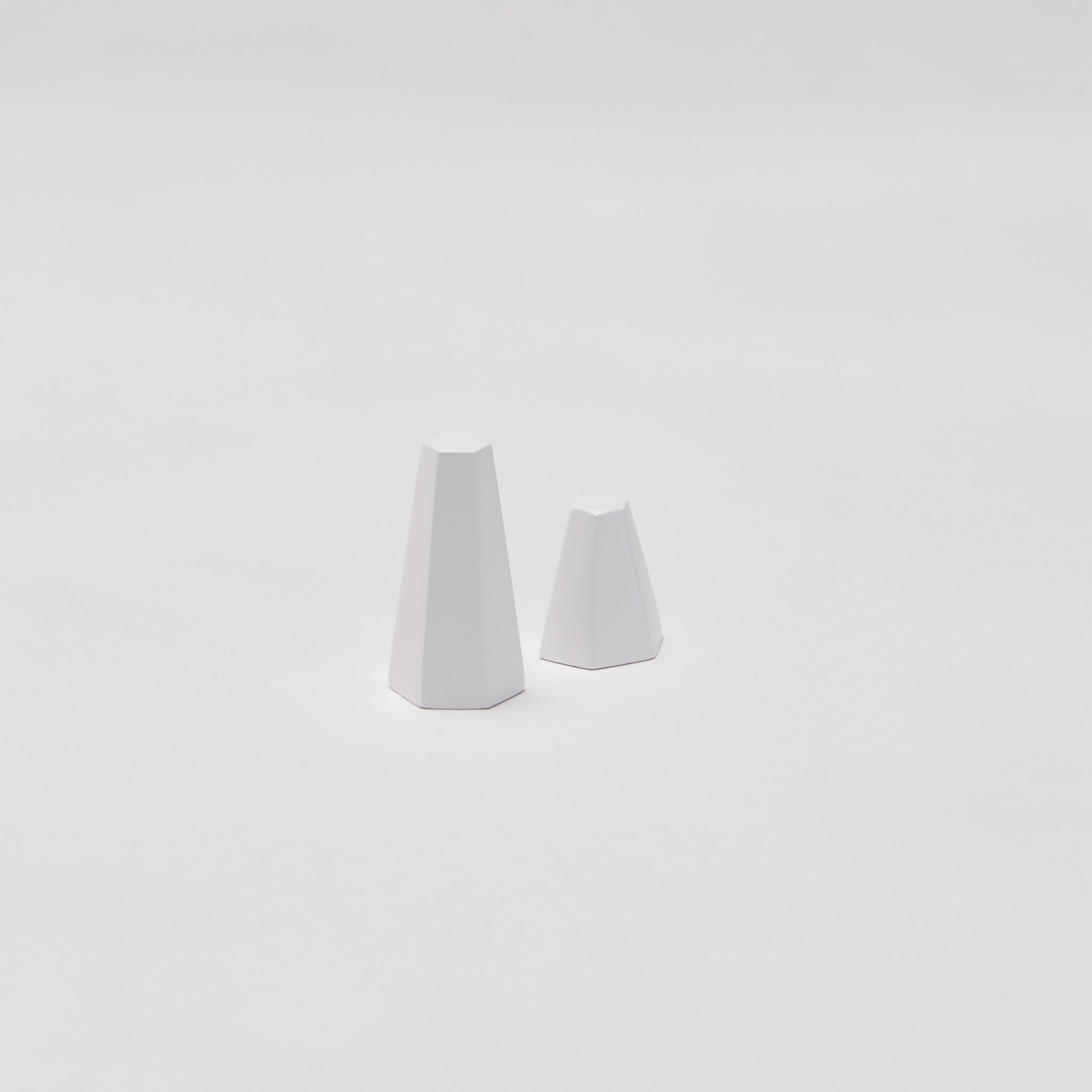 HEXAGONAL RING DISPLAY
