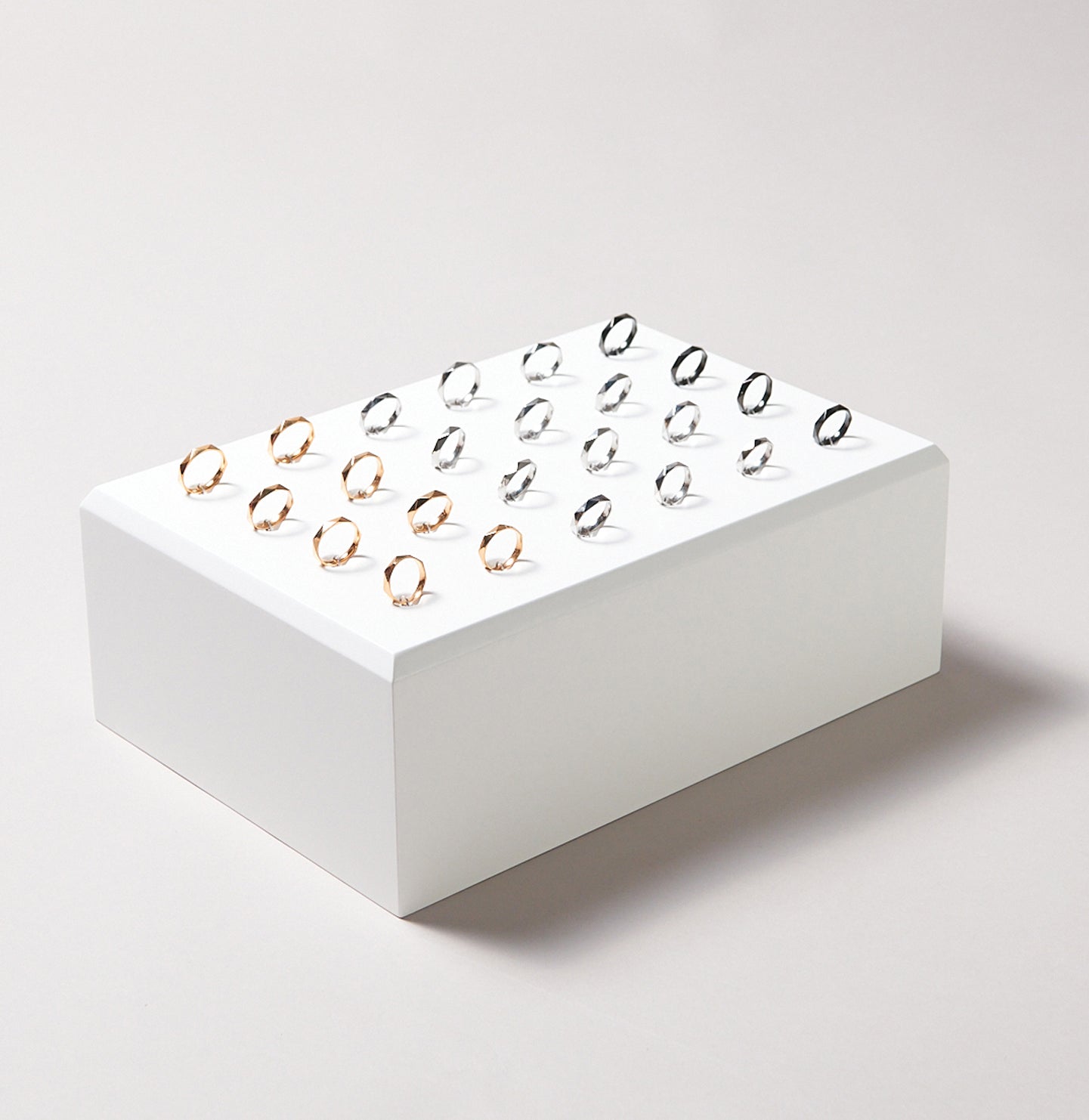 SAFETY RING DISPLAY